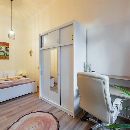 Downtown Oasis Daire