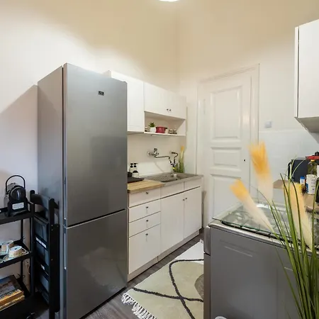 Downtown Oasis 아파트